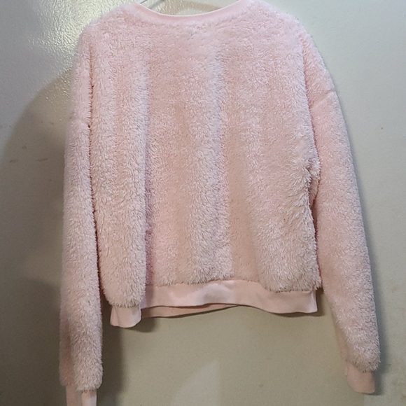 Foever 21 Fuzzy Sweater - Picture 3 of 3
